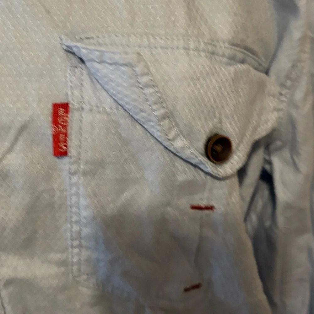 Levi button down XXL - Picture 3 of 12